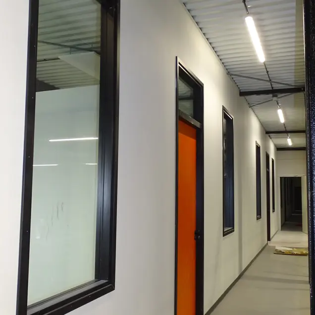 Bedrijfsruimtes wanden